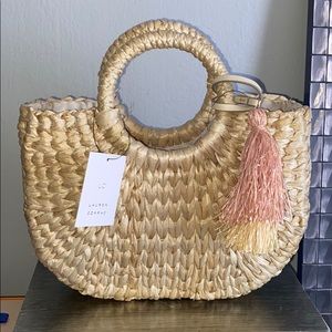Brand new straw bag
